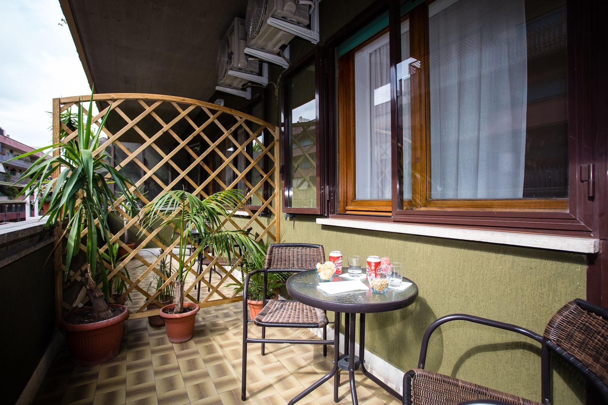 Trastevere'S Friends Bed & Breakfast Rome Exterior photo