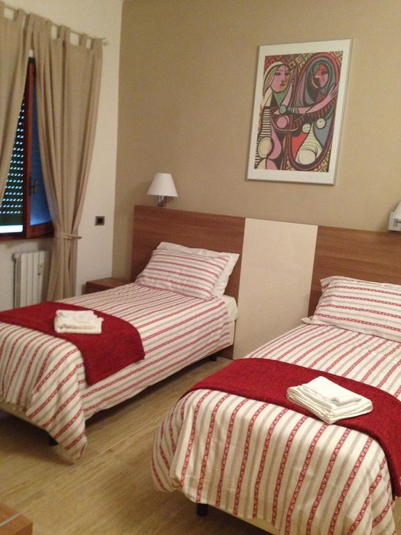 Trastevere'S Friends Bed & Breakfast Rome Room photo